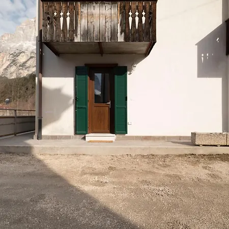Guesthost - Dolomite Elegance - Chic Flat In San Vito Di Cadore * Termine di Cadore